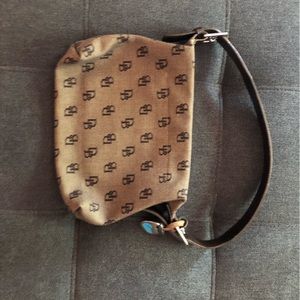 Small purse Dooney and Bourke